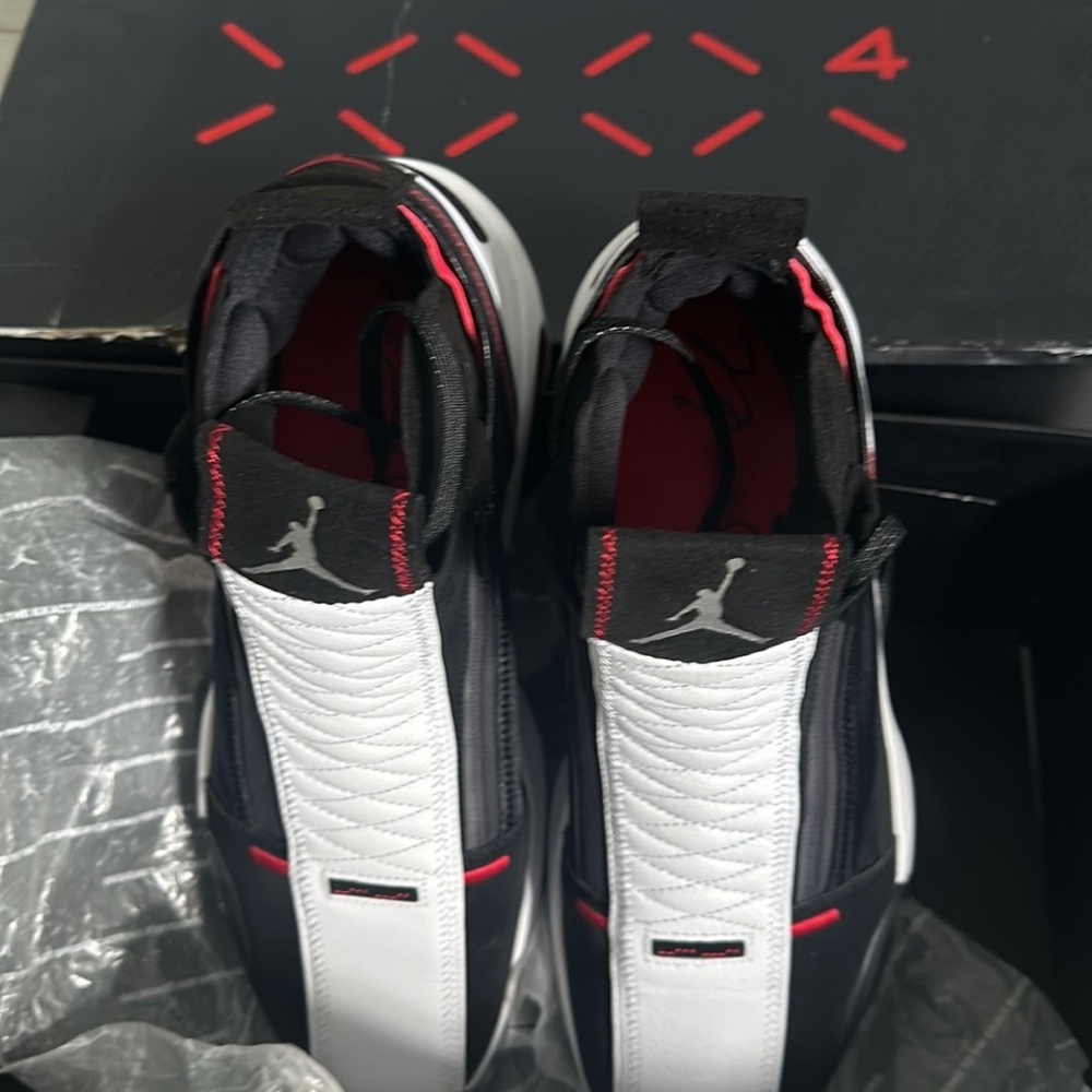 Air Jordan XXX4